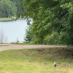 Semesterbostad Blekit Jeziora Przystajne