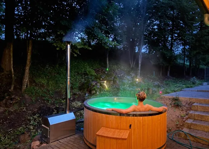 Blekit Jeziora Сasa de vacaciones Przystajne