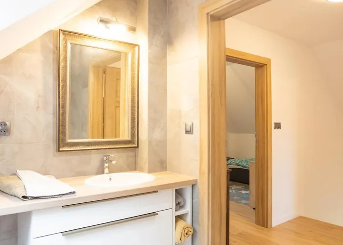 Сasa de vacaciones Blekit Jeziora Przystajne