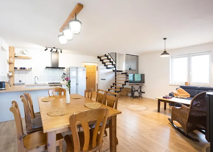 Blekit Jeziora Сasa de vacaciones *