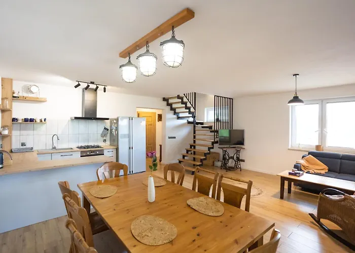 Blekit Jeziora Сasa de vacaciones Przystajne